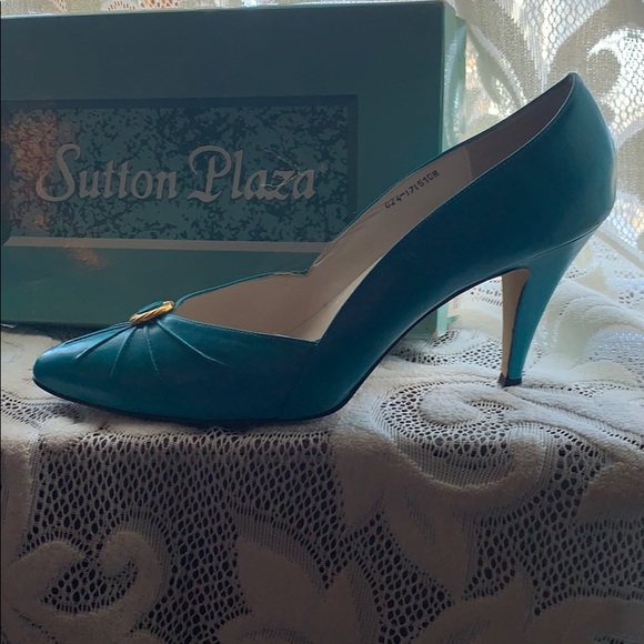 Vintage Sultan plaza turquoise Heels - Picture 2 of 8
